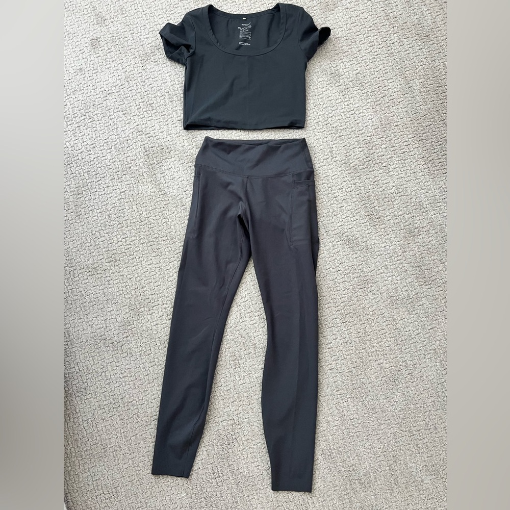 H&M workout set! Size S
